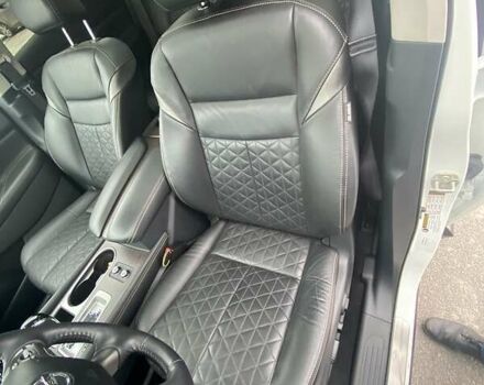 Белый Ниссан Мурано, объемом двигателя 3.5 л и пробегом 60 тыс. км за 23000 $, фото 21 на Automoto.ua