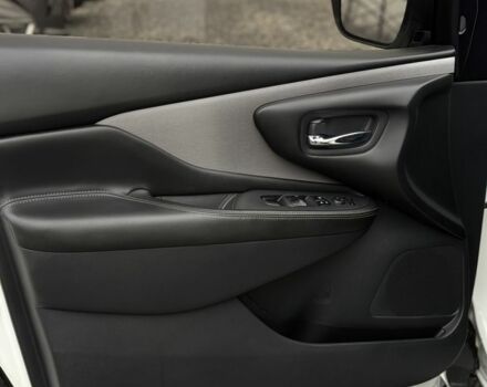 Білий Ніссан Мурано, об'ємом двигуна 3.5 л та пробігом 70 тис. км за 22000 $, фото 6 на Automoto.ua