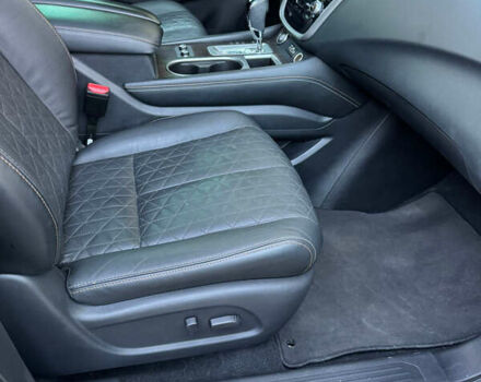 Белый Ниссан Мурано, объемом двигателя 3.5 л и пробегом 177 тыс. км за 19300 $, фото 17 на Automoto.ua