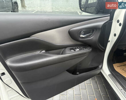 Білий Ніссан Мурано, об'ємом двигуна 3.5 л та пробігом 89 тис. км за 22500 $, фото 41 на Automoto.ua