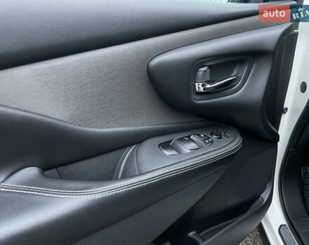 Белый Ниссан Мурано, объемом двигателя 3.5 л и пробегом 57 тыс. км за 19000 $, фото 32 на Automoto.ua