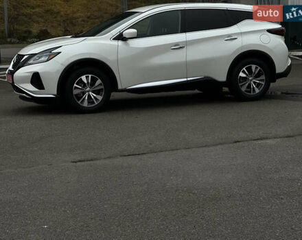 Белый Ниссан Мурано, объемом двигателя 3.5 л и пробегом 57 тыс. км за 19000 $, фото 3 на Automoto.ua