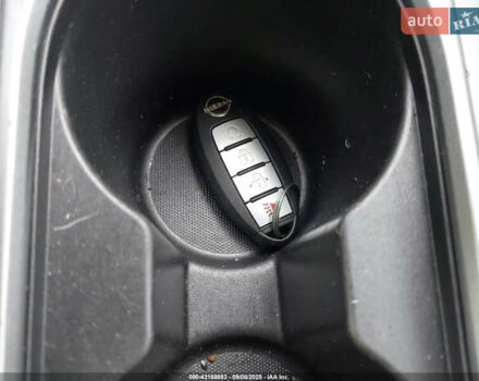 Белый Ниссан Мурано, объемом двигателя 3.5 л и пробегом 90 тыс. км за 12500 $, фото 11 на Automoto.ua