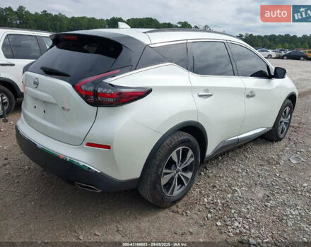 Белый Ниссан Мурано, объемом двигателя 3.5 л и пробегом 90 тыс. км за 12500 $, фото 3 на Automoto.ua