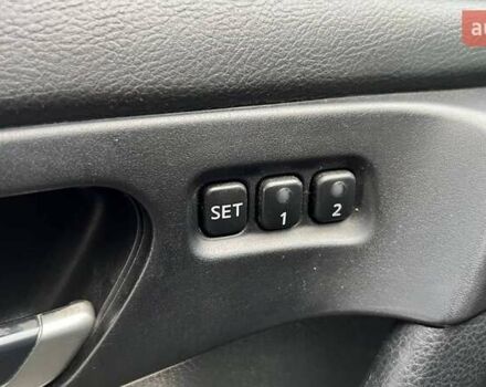 Бежевый Ниссан Мурано, объемом двигателя 3.5 л и пробегом 350 тыс. км за 9490 $, фото 13 на Automoto.ua