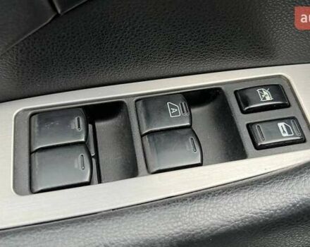 Бежевый Ниссан Мурано, объемом двигателя 3.5 л и пробегом 350 тыс. км за 9490 $, фото 12 на Automoto.ua