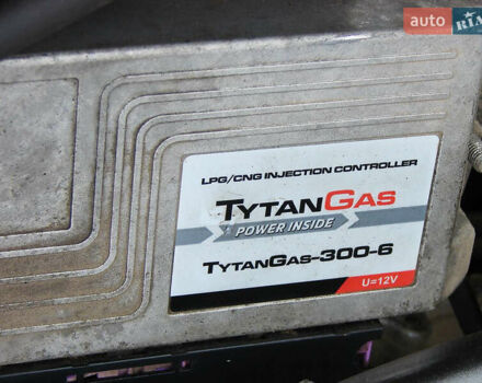 Черный Ниссан Мурано, объемом двигателя 3.5 л и пробегом 235 тыс. км за 6800 $, фото 36 на Automoto.ua