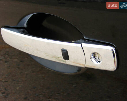 Черный Ниссан Мурано, объемом двигателя 3.5 л и пробегом 235 тыс. км за 6800 $, фото 13 на Automoto.ua