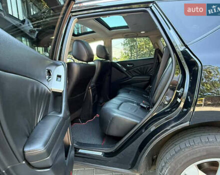 Черный Ниссан Мурано, объемом двигателя 3.5 л и пробегом 250 тыс. км за 8800 $, фото 12 на Automoto.ua