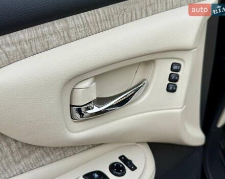 Черный Ниссан Мурано, объемом двигателя 3.5 л и пробегом 74 тыс. км за 25800 $, фото 21 на Automoto.ua