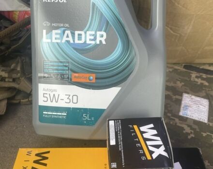 Серый Ниссан Мурано, объемом двигателя 3.5 л и пробегом 181 тыс. км за 7500 $, фото 6 на Automoto.ua