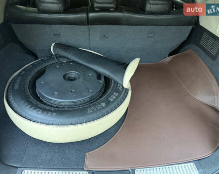 Серый Ниссан Мурано, объемом двигателя 3.5 л и пробегом 184 тыс. км за 9200 $, фото 21 на Automoto.ua