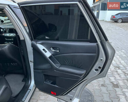 Сірий Ніссан Мурано, об'ємом двигуна 2.49 л та пробігом 266 тис. км за 8900 $, фото 15 на Automoto.ua