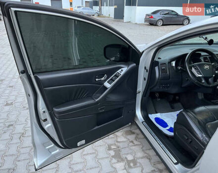 Сірий Ніссан Мурано, об'ємом двигуна 2.49 л та пробігом 266 тис. км за 8900 $, фото 17 на Automoto.ua