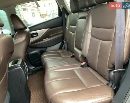 Сірий Ніссан Мурано, об'ємом двигуна 3.5 л та пробігом 230 тис. км за 15340 $, фото 27 на Automoto.ua