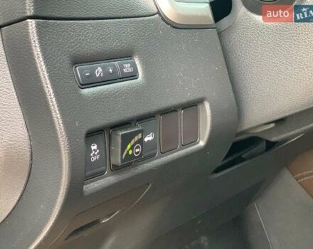 Сірий Ніссан Мурано, об'ємом двигуна 3.5 л та пробігом 230 тис. км за 15340 $, фото 23 на Automoto.ua