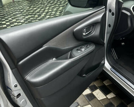 Серый Ниссан Мурано, объемом двигателя 3.5 л и пробегом 118 тыс. км за 17700 $, фото 14 на Automoto.ua