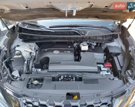 Серый Ниссан Мурано, объемом двигателя 3.5 л и пробегом 74 тыс. км за 22100 $, фото 16 на Automoto.ua