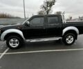 Чорний Ніссан НП, об'ємом двигуна 2.4 л та пробігом 330 тис. км за 12500 $, фото 3 на Automoto.ua