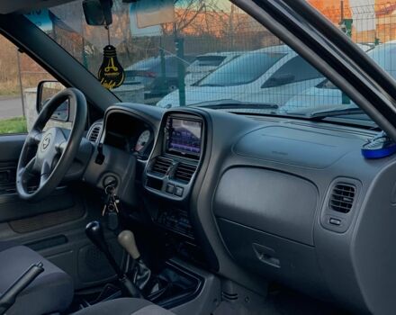 Черный Ниссан НП, объемом двигателя 2.5 л и пробегом 220 тыс. км за 14999 $, фото 14 на Automoto.ua