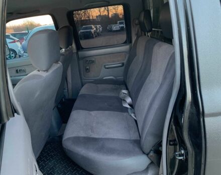 Черный Ниссан НП, объемом двигателя 2.5 л и пробегом 220 тыс. км за 14999 $, фото 12 на Automoto.ua