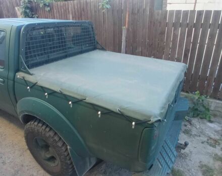 Красный Ниссан НП, объемом двигателя 2.5 л и пробегом 286 тыс. км за 4985 $, фото 20 на Automoto.ua