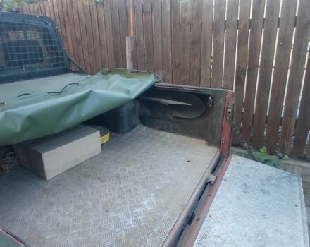 Красный Ниссан НП, объемом двигателя 2.5 л и пробегом 286 тыс. км за 4985 $, фото 16 на Automoto.ua