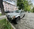 Серый Ниссан НП, объемом двигателя 2.5 л и пробегом 260 тыс. км за 3900 $, фото 1 на Automoto.ua