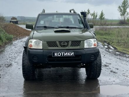 Ніссан НП 1998 у Харкові на Automoto.ua Зелений Ніссан НП, об'ємом двигуна 2.5 л та пробігом 300 тис. км за 4700 $, фото 1 на Automoto.ua