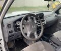Белый Ниссан НП300, объемом двигателя 2.5 л и пробегом 125 тыс. км за 9000 $, фото 8 на Automoto.ua