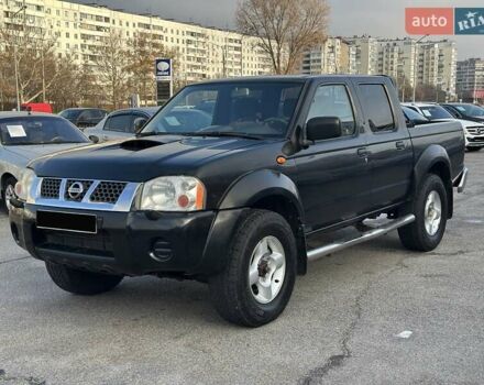 Черный Ниссан НП300, объемом двигателя 2.49 л и пробегом 299 тыс. км за 8750 $, фото 1 на Automoto.ua