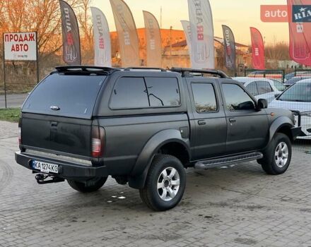 Чорний Ніссан НП300, об'ємом двигуна 2.5 л та пробігом 220 тис. км за 14999 $, фото 13 на Automoto.ua