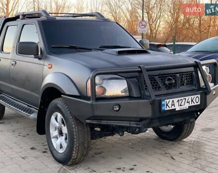 Чорний Ніссан НП300, об'ємом двигуна 2.5 л та пробігом 220 тис. км за 14999 $, фото 7 на Automoto.ua