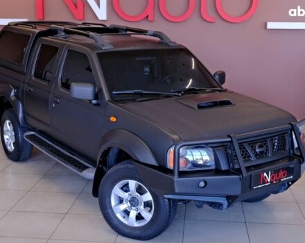 Черный Ниссан НП300, объемом двигателя 2.5 л и пробегом 172 тыс. км за 16900 $, фото 3 на Automoto.ua