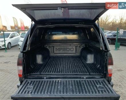 Чорний Ніссан НП300, об'ємом двигуна 2.5 л та пробігом 220 тис. км за 14999 $, фото 27 на Automoto.ua