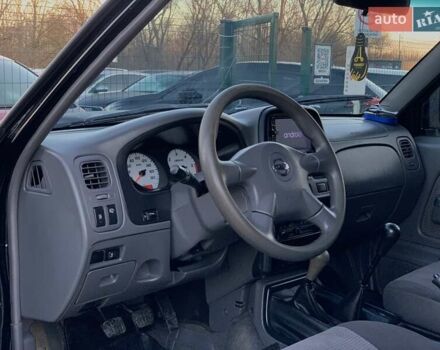 Чорний Ніссан НП300, об'ємом двигуна 2.5 л та пробігом 220 тис. км за 14999 $, фото 23 на Automoto.ua