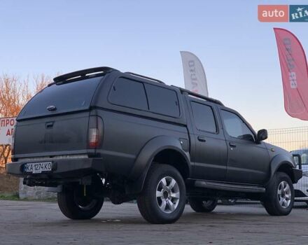 Чорний Ніссан НП300, об'ємом двигуна 2.5 л та пробігом 220 тис. км за 14999 $, фото 14 на Automoto.ua