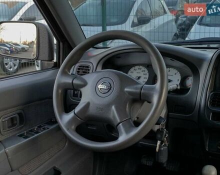 Чорний Ніссан НП300, об'ємом двигуна 2.5 л та пробігом 220 тис. км за 14999 $, фото 33 на Automoto.ua