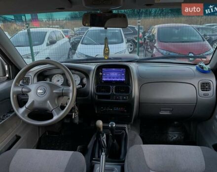 Чорний Ніссан НП300, об'ємом двигуна 2.5 л та пробігом 220 тис. км за 14999 $, фото 35 на Automoto.ua