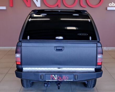 Черный Ниссан НП300, объемом двигателя 2.5 л и пробегом 172 тыс. км за 16900 $, фото 5 на Automoto.ua
