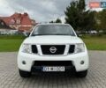 Белый Ниссан Навара, объемом двигателя 2.49 л и пробегом 350 тыс. км за 2964 $, фото 1 на Automoto.ua