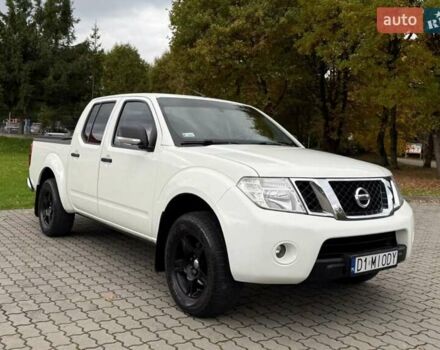 Белый Ниссан Навара, объемом двигателя 2.49 л и пробегом 350 тыс. км за 2964 $, фото 7 на Automoto.ua