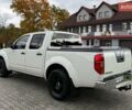 Белый Ниссан Навара, объемом двигателя 2.49 л и пробегом 350 тыс. км за 2964 $, фото 5 на Automoto.ua