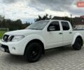 Белый Ниссан Навара, объемом двигателя 2.49 л и пробегом 350 тыс. км за 2964 $, фото 4 на Automoto.ua