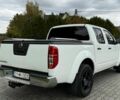 Белый Ниссан Навара, объемом двигателя 2.5 л и пробегом 218 тыс. км за 2900 $, фото 5 на Automoto.ua