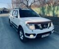 Белый Ниссан Навара, объемом двигателя 2.5 л и пробегом 229 тыс. км за 12700 $, фото 1 на Automoto.ua