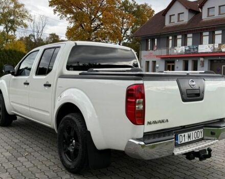 Белый Ниссан Навара, объемом двигателя 2.5 л и пробегом 218 тыс. км за 2900 $, фото 4 на Automoto.ua