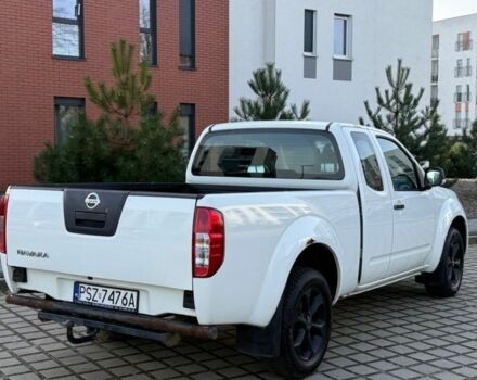 Белый Ниссан Навара, объемом двигателя 2.5 л и пробегом 268 тыс. км за 4600 $, фото 3 на Automoto.ua
