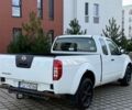 Белый Ниссан Навара, объемом двигателя 2.5 л и пробегом 268 тыс. км за 4600 $, фото 3 на Automoto.ua