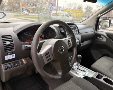 Белый Ниссан Навара, объемом двигателя 2.5 л и пробегом 280 тыс. км за 7100 $, фото 19 на Automoto.ua